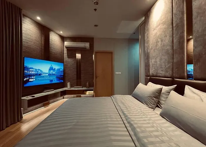 Luxury 2br On The Clouds In Prime Area * Bangkok