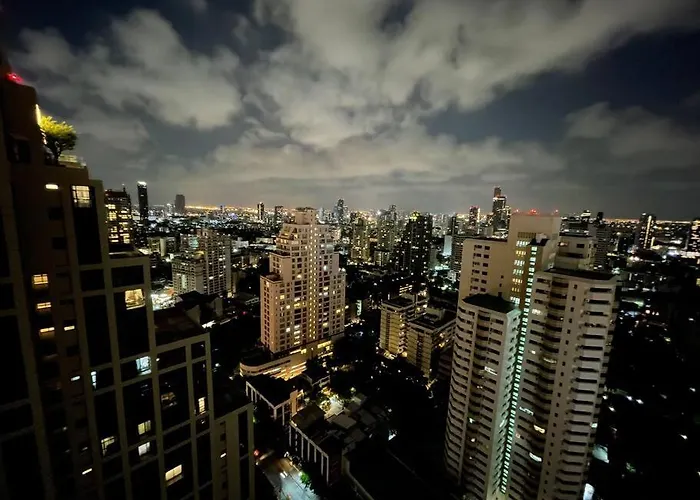 Luxury 2br On The Clouds In Prime Area